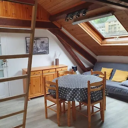 Apartment De Plus De 25m² Pour 4 A 6 Personnes.
