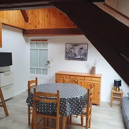 Apartmán De Plus De 25m² Pour 4 A 6 Personnes. *